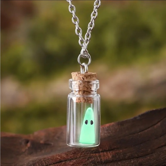 Necklace & Earrings Glow In Dark Ghosts in Glass Bottle Earrings, NEW - Picture 5 of 5